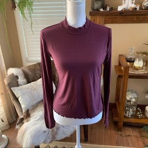 💙 2 for $5 Arizona Maroon Turtleneck Long Sleeve Top